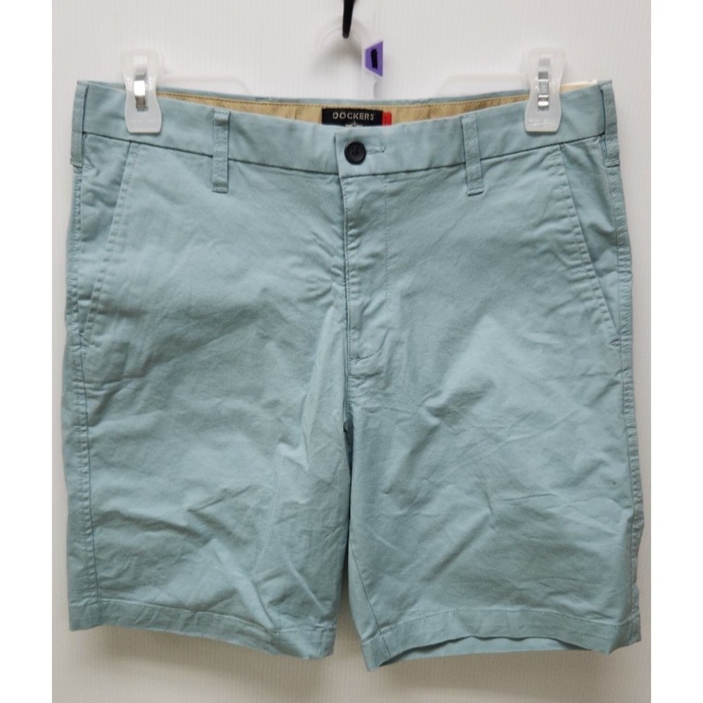 Dockers Men's Ultimate Short Light Blue SZ 32 W 9.5" Inseam  NWT